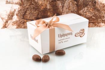 Milk chocolate 34 % cocoa "Coffee beans", 310 g Milk chocolate 34 % cocoa "Coffee beans", 310 g